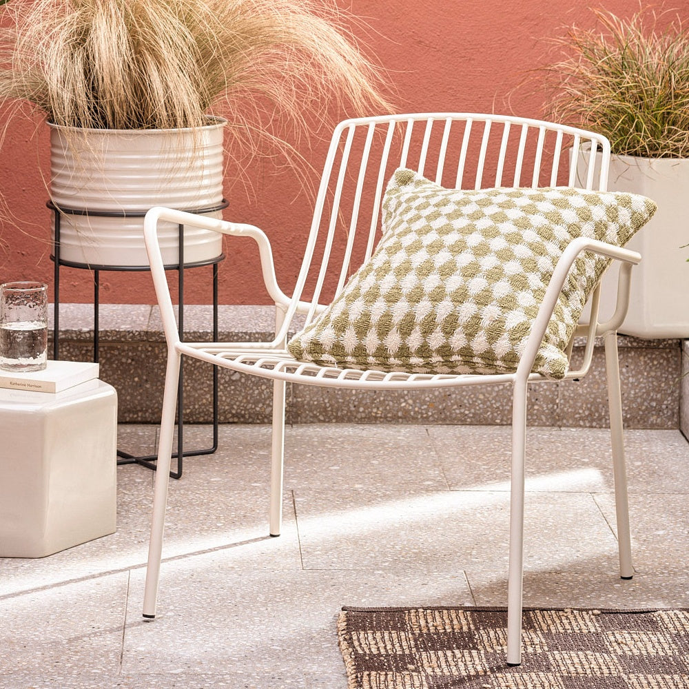Frame Lounge Chairs & Lounge Bench Set
