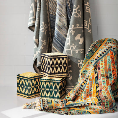 Beda Ikat Pouf, Green 2