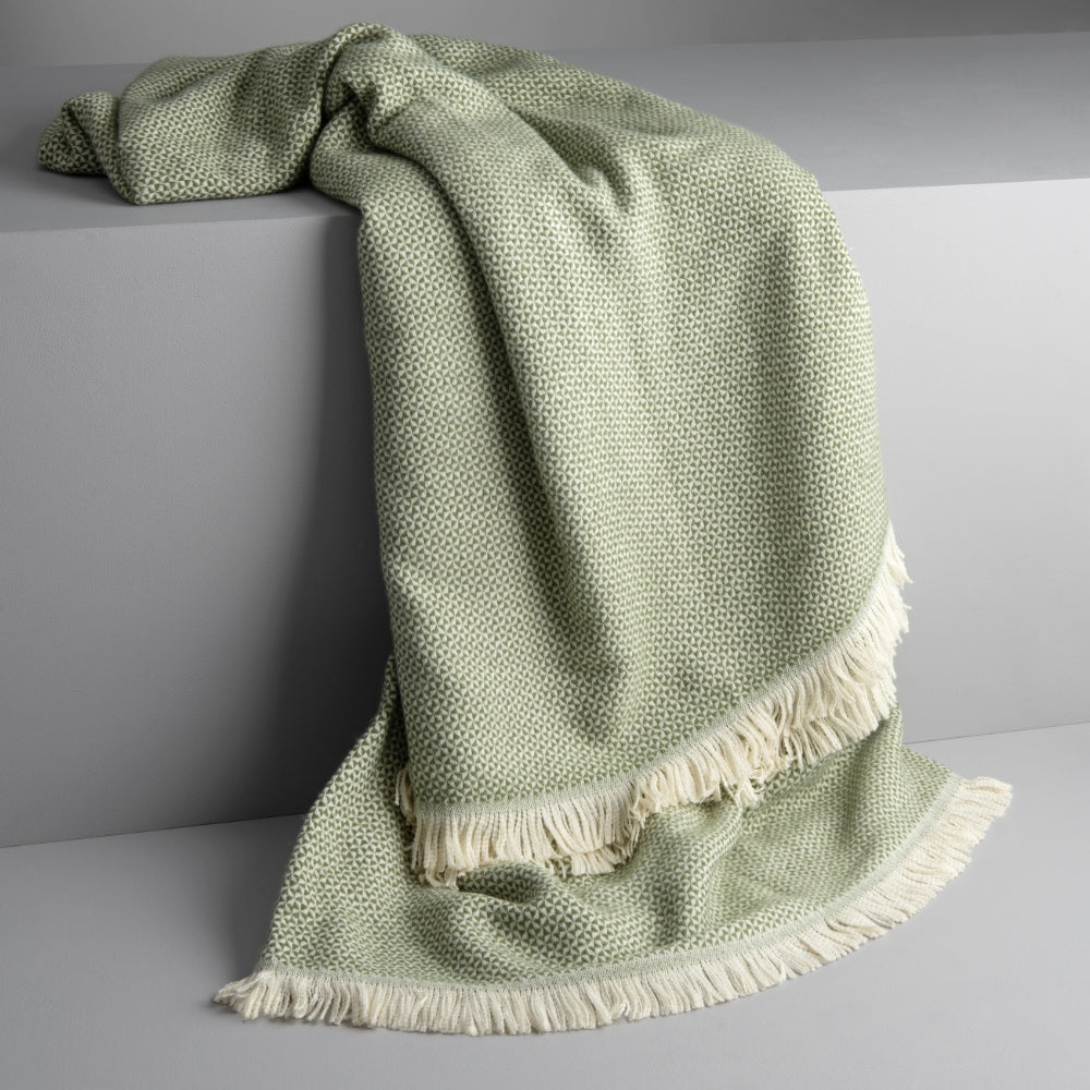 Isaac Casual Soft Blanket / Throw, Green