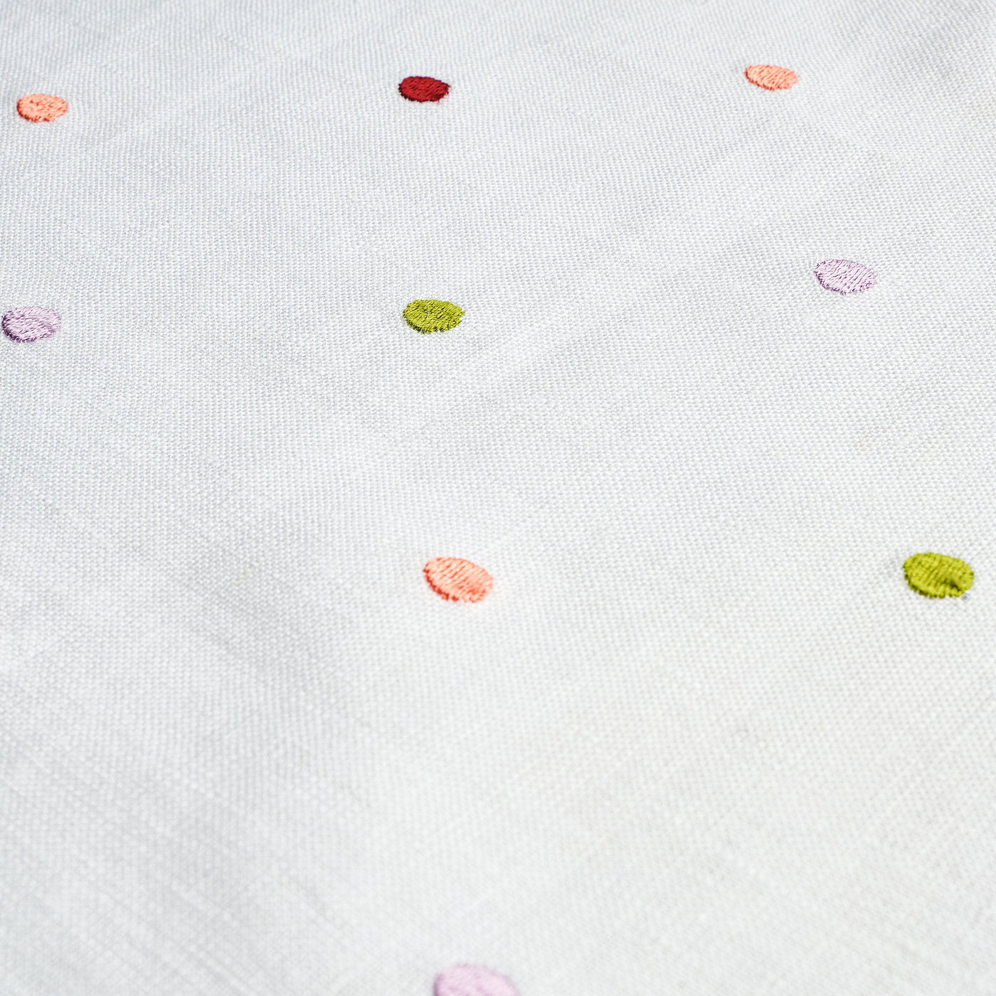 Polka-Dotted Embroidered Set of 2 Placemats, White Placemats sazy.com
