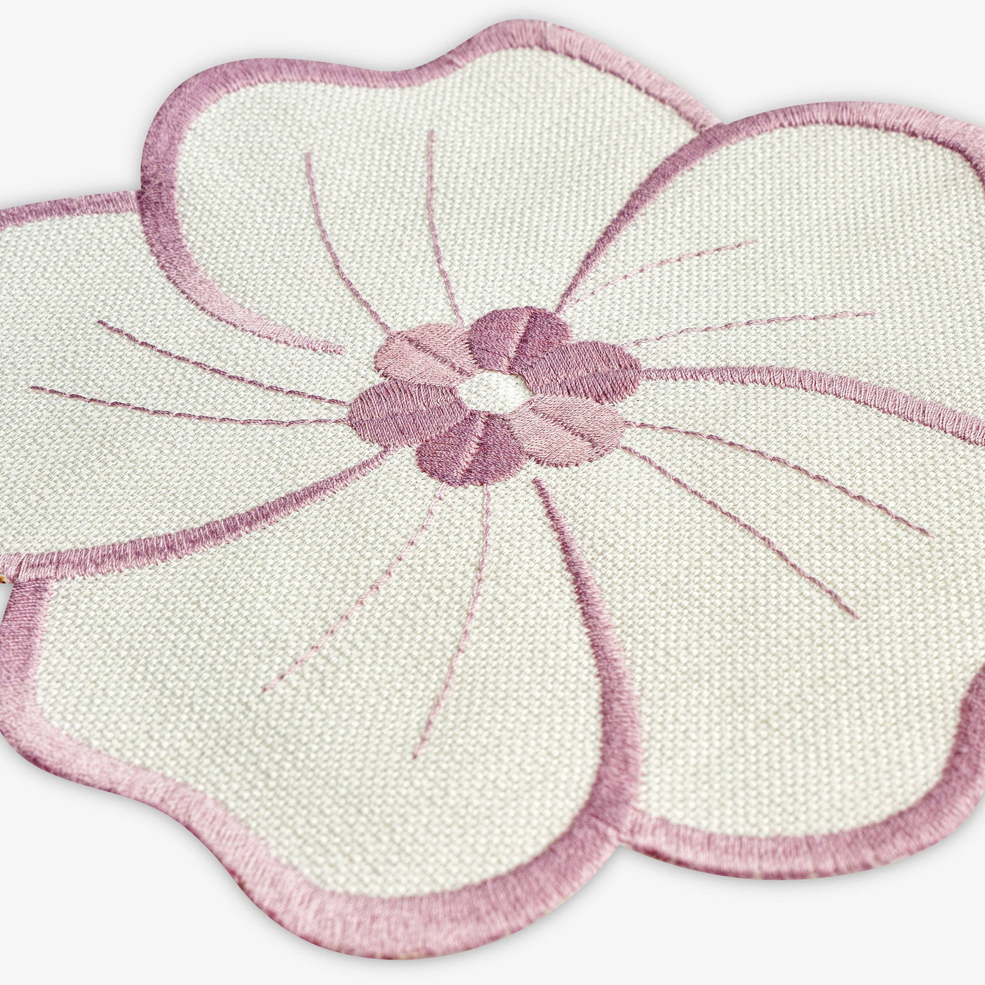 Hannah Embroidered Daisy Placemat and Coaster Set, Lilac Placemats sazy.com